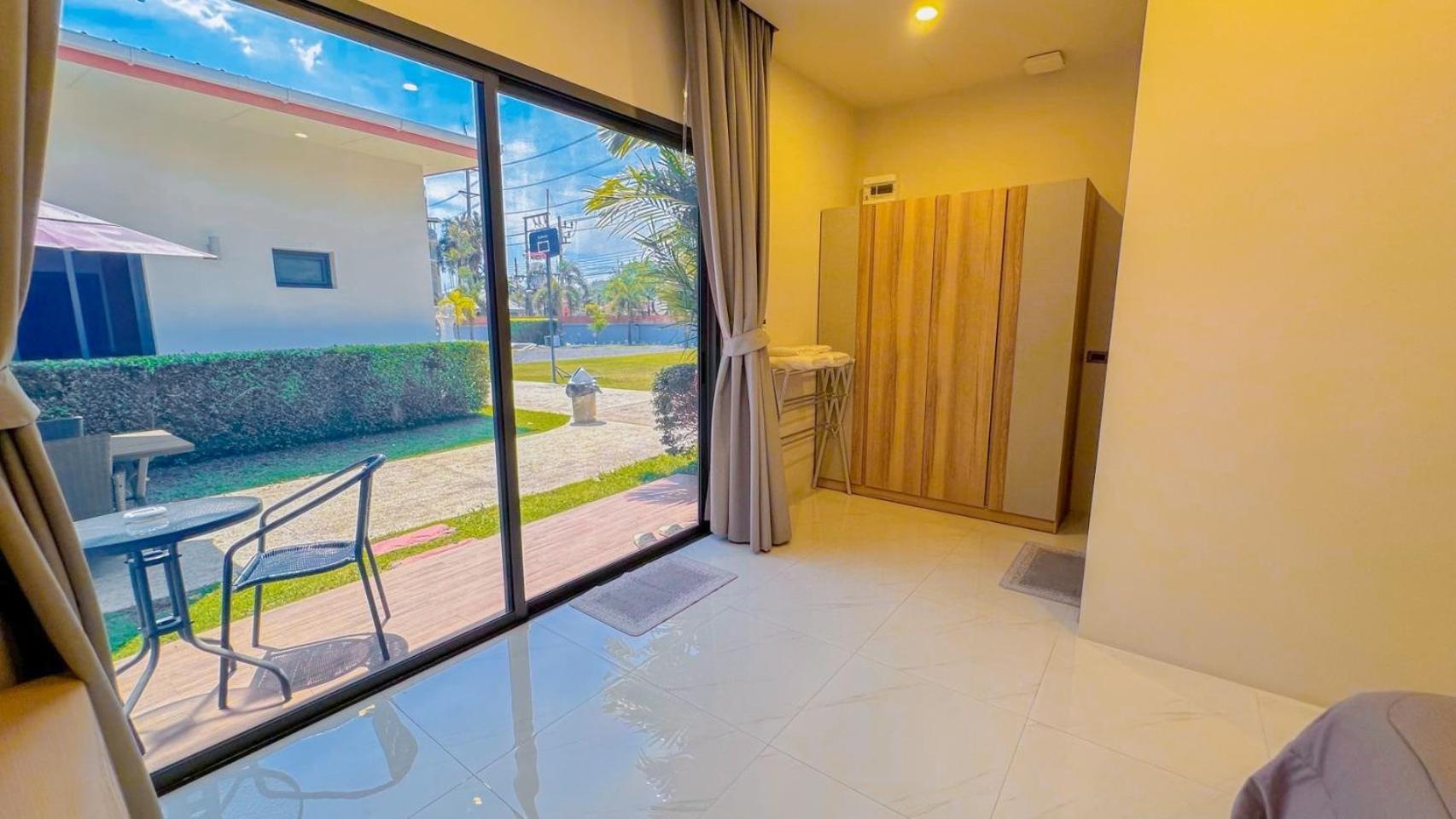 The Memories Hill Phuket 호텔 타랑 외부 사진
